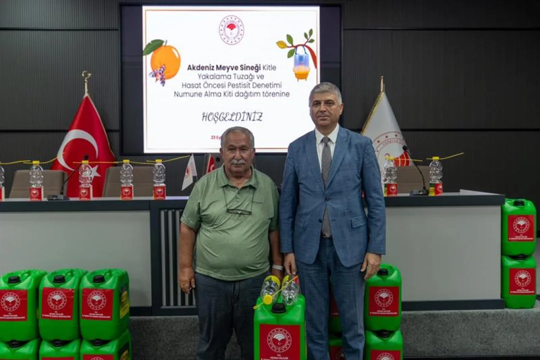 Adana’da 17 Bin 580 Tuzakla Narenciyede Kalıntısız Üretim Atağı