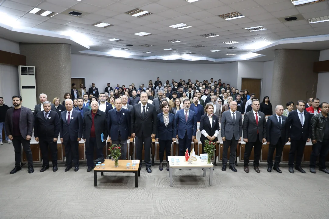 ÇÜ’de Dünya Toprak Günü Büyük Katılımla Kutlandı